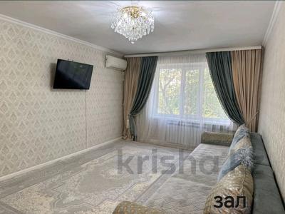4-комнатная квартира · 80 м² · 3/5 этаж, 5 мкр за 25.8 млн 〒 в Талдыкоргане, мкр Самал