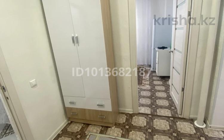 1-комнатная квартира · 40 м² · 9/10 этаж, мкр Жана Орда за 140 000 ₸ в Уральске — фото 10