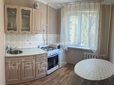 1-комнатная квартира · 31 м² · 3/5 этаж, Абая 54 — Абая за 15 000 〒 в Уральске