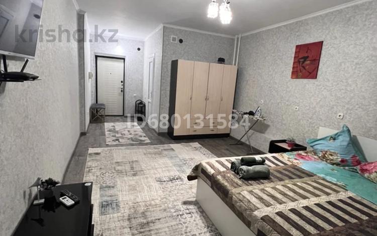 1-комнатная квартира · 45 м² · 7/9 этаж, мкр Нурсат 135б за 10 000 ₸ в Шымкенте, Каратауский р-н — фото 2