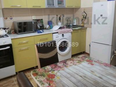 2-комнатная квартира · 62 м² · 5/5 этаж, Шарипова за 220 000 ₸ в Атырау, мкр Жилгородок