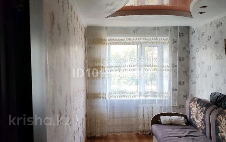 3-комнатная квартира · 57 м² · 3/5 этаж, Ленина 191 за 15.5 млн ₸ в Рудном — фото 2