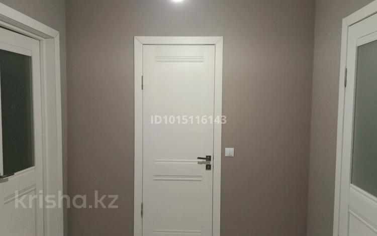 1-комнатная квартира · 50 м² · 5/9 этаж, мкр. Алтын орда 49 Д — Жк Абырой за 180 000 ₸ в Актобе — фото 2
