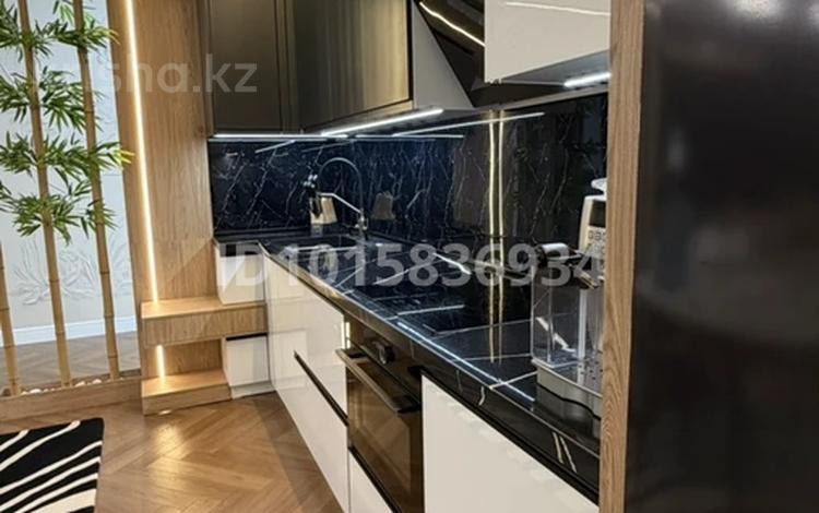 4-комнатная квартира · 130 м² · 8/10 этаж, Ашимова 15 за 89 млн ₸ в Караганде, Казыбек би р-н — фото 2