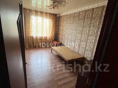 3-комнатная квартира, 70 м², 5/5 этаж, 12-й микрорайон, 12-ймикрорайон — уалиханова за 19 млн 〒 в Шымкенте, Енбекшинский р-н