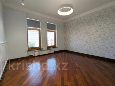 4-бөлмелі пәтер · 165 м² · 4/4 қабат, Мирас ш/а. 62, бағасы: 185 млн ₸ в Алматы, Бостандыкский р-н