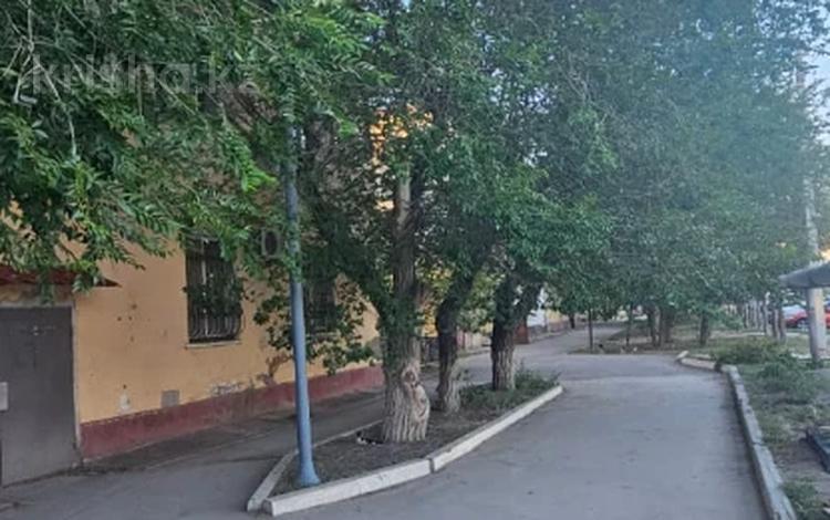 4-бөлмелі пәтер · 100 м² · 3/3 қабат, Азаттык 82, бағасы: 250 000 ₸ в Атырау — фото 2