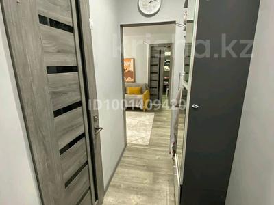3-комнатная квартира · 50 м² · 2/4 этаж, Косорева 36 — Автовокзал защита за 15 000 〒 в Усть-Каменогорске