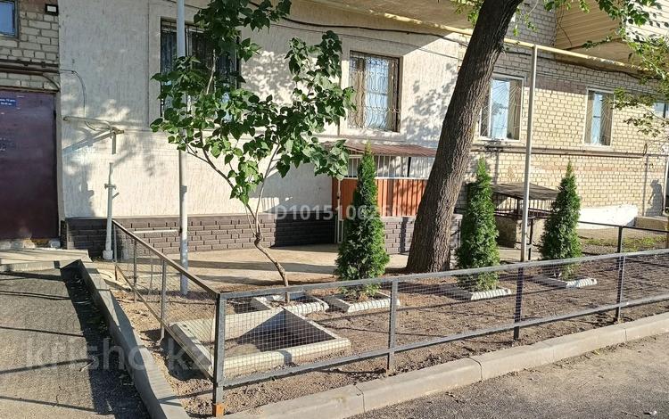 3-бөлмелі пәтер · 67 м² · 1/5 қабат, Мкр 4 дом 15 — ЦРБ, бағасы: 30 млн ₸ в Есик — фото 2