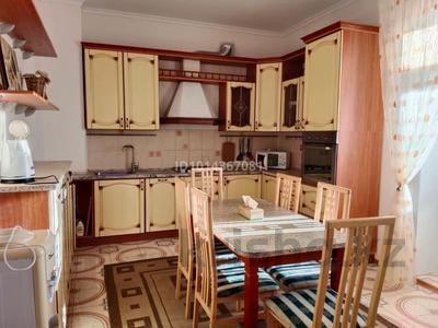 4-комнатная квартира · 146 м², Достык — Байтерек за 450 000 ₸ в Астане, Есильский р-н