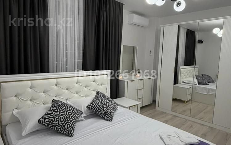 1-бөлмелі пәтер · 90 м² · 19/25 қабат, 11 ш/а. 112 в, бағасы: 2 000 ₸ в Актобе, мкр 11 — фото 2