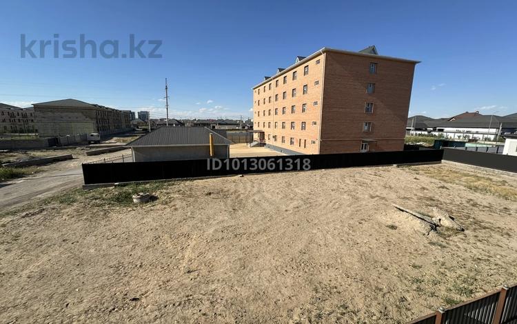 Участок · 10 соток, Сырдарья 4/14 — ЦОН, магазин Киви за 24 млн ₸ в  — фото 2