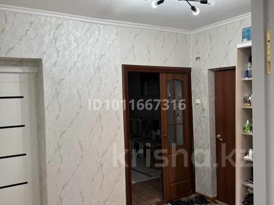 3-бөлмелі пәтер · 56.7 м² · 1/5 қабат, Омарова 32 — Пересечение Абая и Омарова, 11 школа, бағасы: 18 млн ₸ в Жезказгане