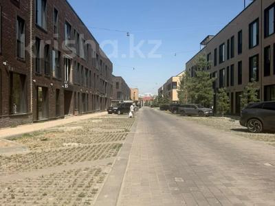 Свободное назначение, офисы, магазины и бутики, общепит, салоны красоты, фитнес и спорт, медцентры и аптеки, образование, развлечения, конференц-залы, кабинеты и рабочие места, студии · 205 м² за ~ 2.3 млн ₸ в Алматы, Медеуский р-н
