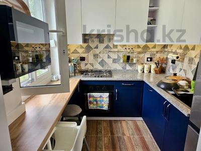 3-бөлмелі пәтер · 56.2 м² · 4/4 қабат, Кунаева 22 — Маметовой, бағасы: 49.5 млн ₸ в Алматы, Медеуский р-н