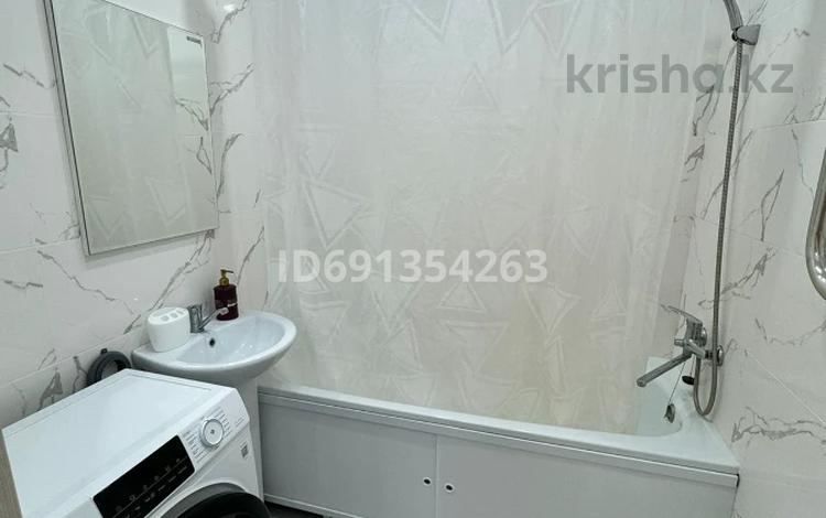 1-комнатная квартира · 40 м² · 2/9 этаж, Юбилейный 3 за 180 000 ₸ в Костанае — фото 12