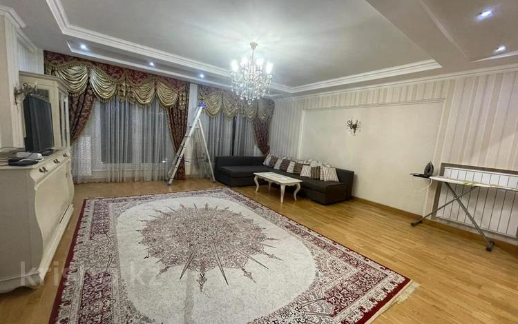 3-комнатная квартира, 130 м², 2/5 этаж, мкр. Мирас 157 за 125 млн 〒 в Алматы, Бостандыкский р-н — фото 3