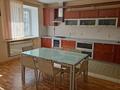 3-бөлмелі пәтер · 140 м² · 1/8 қабат, мкр 5, проспект Абая 8А, бағасы: 39.6 млн ₸ в Актобе