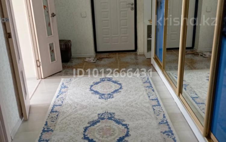 4-бөлмелі пәтер · 130 м² · 8/14 қабат, мкр Коктем-1, Минина 24 — Сатбаева-Байтурсынова, бағасы: 500 000 ₸ в Алматы, Бостандыкский р-н — фото 2
