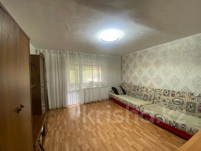 1-комнатная квартира, 35 м², 1/10 этаж, мкр Юго-Восток, Юго-Восток, ул Таттимбета за 14.5 млн 〒 в Караганде, Казыбек би р-н