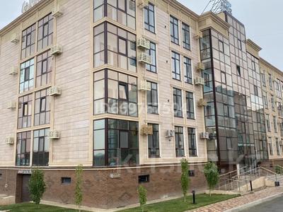 3-комнатная квартира, 100 м², 4/4 этаж, Авангард-3 1 блок за 50 млн 〒 в Атырау, мкр Авангард-3