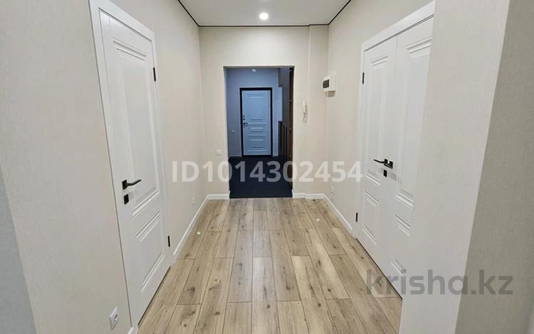 3-комнатная квартира · 90 м² · 9/18 этаж, Кенесары 9 за 450 000 ₸ в Астане, Сарыарка р-н — фото 2