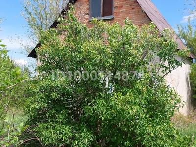 Дача · 2 комнаты · 38 м² · 8.84 сот., СК Трикотажник-2 98 за 2.5 млн 〒 в Актобе, мкр Акжар