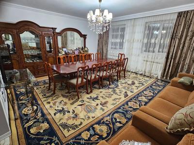 Дом · 4 комнаты · 130 м², Балуан шолак 18 за 100 000 〒 в Косшы