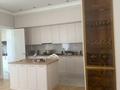 6-бөлмелі пәтер · 250 м² · 2/2 қабат, Дуйсен Баянова 196/4, бағасы: 90 млн ₸ в Таразе — фото 8