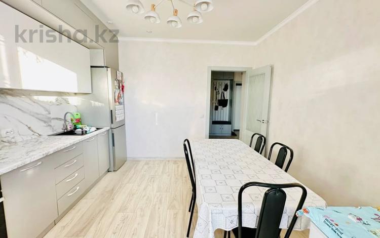 2-комнатная квартира · 68.2 м² · 7/9 этаж, Каирбекова 358/3 за 33 млн ₸ в Костанае — фото 2