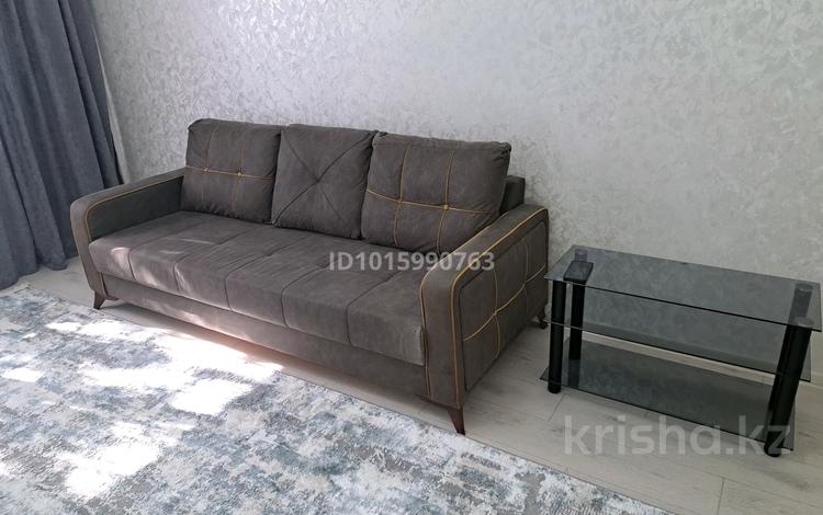 1-комнатная квартира · 40 м² · 2/5 этаж, мкр Аса 6 за 110 000 ₸ в Таразе — фото 2