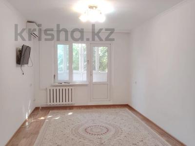 2-комнатная квартира · 45 м² · 2/5 этаж, Луговая — №3 школа, Болашак за 15.5 млн 〒 в Атырау, мкр Авангард-4