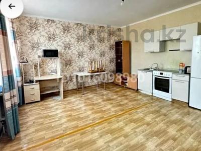 1-комнатная квартира · 44 м² · 2/12 этаж, Кабанбай батыра 42 за 200 000 ₸ в Астане, Есильский р-н