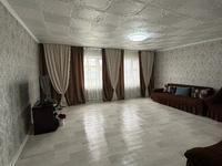 Отдельный дом · 4 комнаты · 180 м² · 15 сот., Центральная 46 — Дом за кафе-магазином “Бірлік” за 16 млн ₸ в Семее