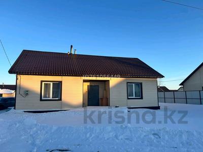 Продажа домов и дачи в Северо-Казахстанской обл.: Отдельный дом · 3 комнаты · 90 м² · 10 сот., Солнечный 2 за 20 млн 〒 Отдельный дом · 3 комнаты · 90 м² · 10 сот., Солнечный 2 за 20 млн 〒 в Петропавловске