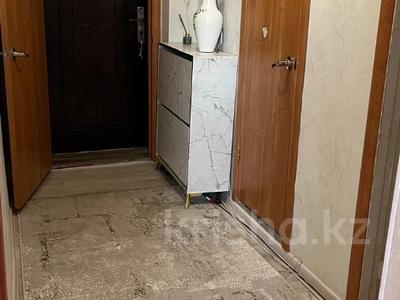 1-бөлмелі пәтер · 40 м² · 2/5 қабат, Жастар, бағасы: 12.5 млн ₸ в Талдыкоргане, мкр Жастар