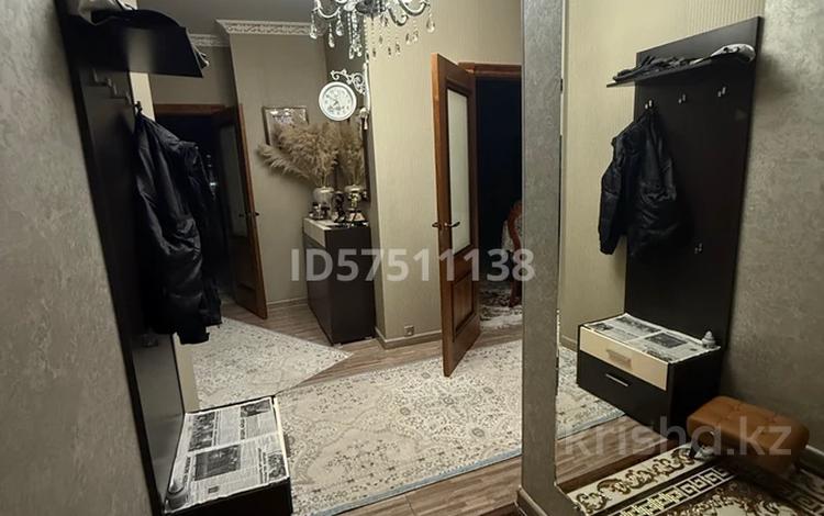 2-бөлмелі пәтер · 78.5 м² · 10/10 қабат, мкр. Алтын орда, Мкр. Батыс-2 58/1 — Обл гаи, бағасы: 24.5 млн ₸ в Актобе — фото 19
