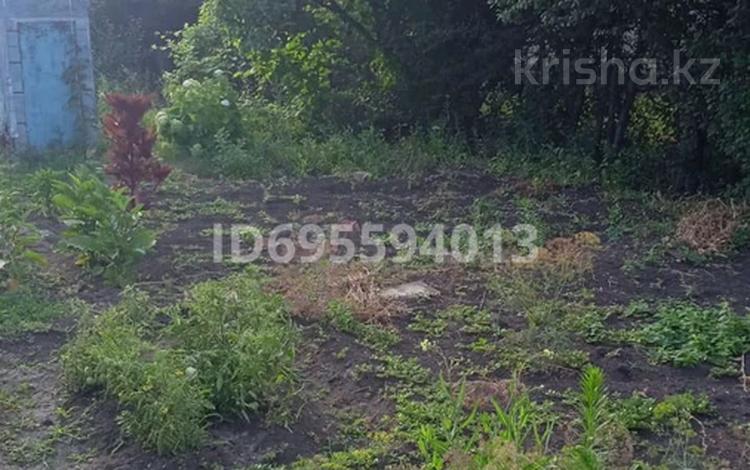 Дача · 1 комната · 12 м² · 7.6 сот., мкр Айгуль, Малиновая — Находится за кафе "1001 ночь" за 6 млн ₸ в Уральске — фото 2