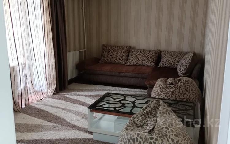 2-комнатная квартира · 48 м² · 3/9 этаж, мкр Новый Город, Бухар Жырау 63/3 за 230 000 ₸ в Караганде, Казыбек би р-н — фото 2