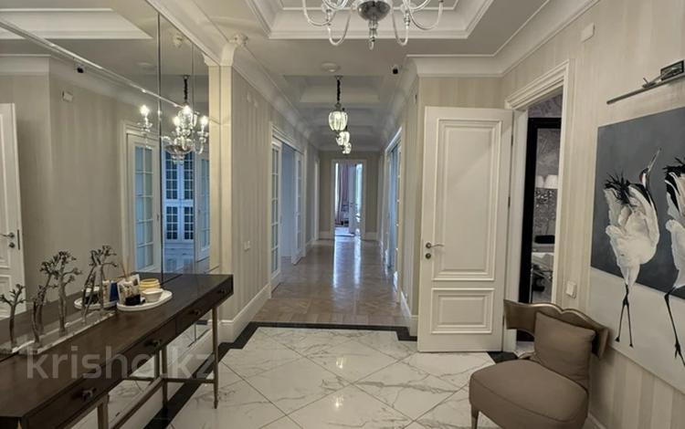 4-бөлмелі пәтер · 185 м² · 4/4 қабат, Мирас 53–64, бағасы: 250 млн ₸ в Алматы, Бостандыкский р-н — фото 2
