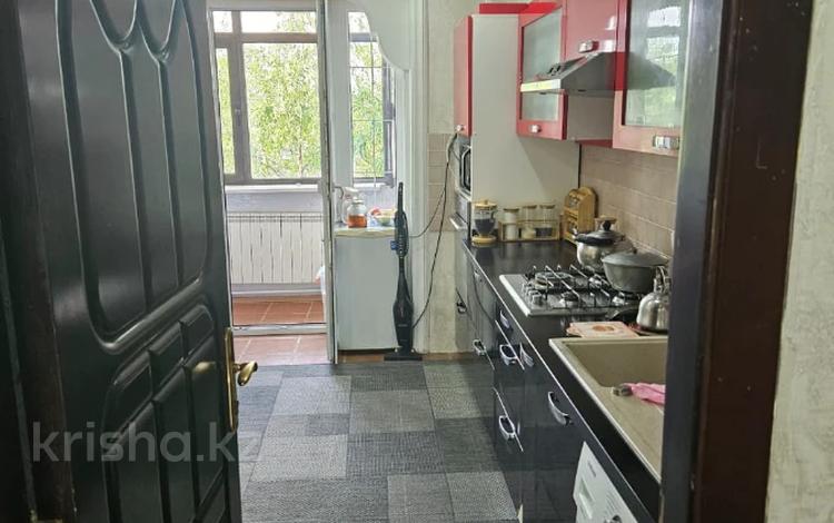 3-комнатная квартира · 74 м² · 7/9 этаж, мкр Аксай-4 — СРОЧНАЯ ПРОДАЖА!!! за 43 млн ₸ в Алматы, Ауэзовский р-н — фото 2