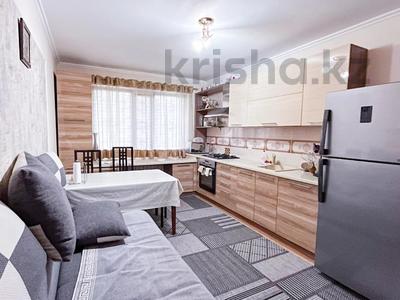 3-комнатная квартира, 64 м², 1/5 этаж, Казахстанская за 19 млн 〒 в Талдыкоргане