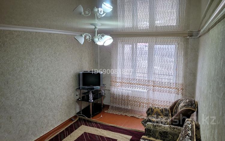 1-комнатная квартира, 32 м², 4/4 этаж, Улан 9 за 9.5 млн 〒 в Талдыкоргане, военный городок Улан — фото 2
