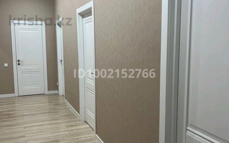 3-бөлмелі пәтер · 84 м² · 5/5 қабат, мкр Юго-Восток, Муканова 49/11, бағасы: 39.5 млн ₸ в Караганде, Казыбек би р-н — фото 2