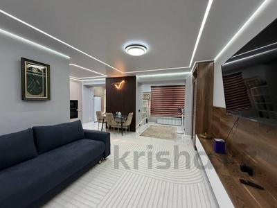 2-бөлмелі пәтер · 79.8 м² · 4/5 қабат, Папанина 34а, бағасы: 45 млн ₸ в Семее