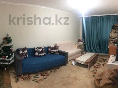 2-комнатная квартира, 44 м², 4/4 этаж, Проспект Республики за 14.2 млн 〒 в Шымкенте, Аль-Фарабийский р-н
