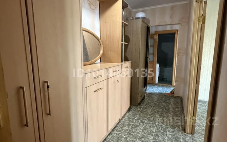 3-комнатная квартира · 66 м² · 2/5 этаж, 40 квартал 1 — 29 школа, iv+, Bb market за 30 млн ₸ в Семее — фото 2