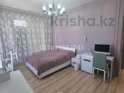 4-комнатная квартира · 107.8 м² · 7/7 этаж, Кабанбай батыра за 82.9 млн ₸ в Астане, Есильский р-н