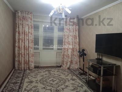 Продажа квартир в Шымкенте: 3-комнатная квартира · 60 м² · 5/5 этаж, 16-й микрорайон, 16-й микрорайон 11 — Рыскулова-Шаяхметова за 23 млн 〒 3-комнатная квартира · 60 м² · 5/5 этаж, 16-й микрорайон, 16-й микрорайон 11 — Рыскулова-Шаяхметова за 23 млн 〒 в Шымкенте, Аль-Фарабийский р-н