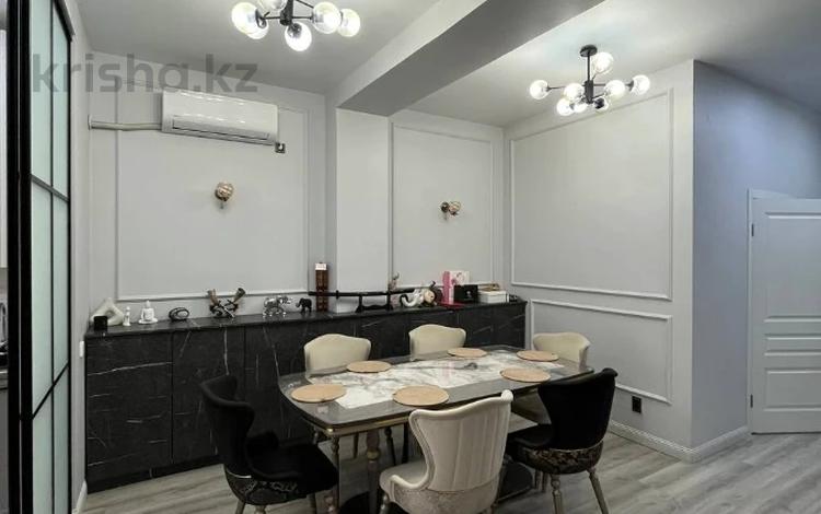 5-бөлмелі пәтер · 100 м² · 10/10 қабат, 16-й мкр 93, бағасы: 32 млн ₸ в Актау — фото 19